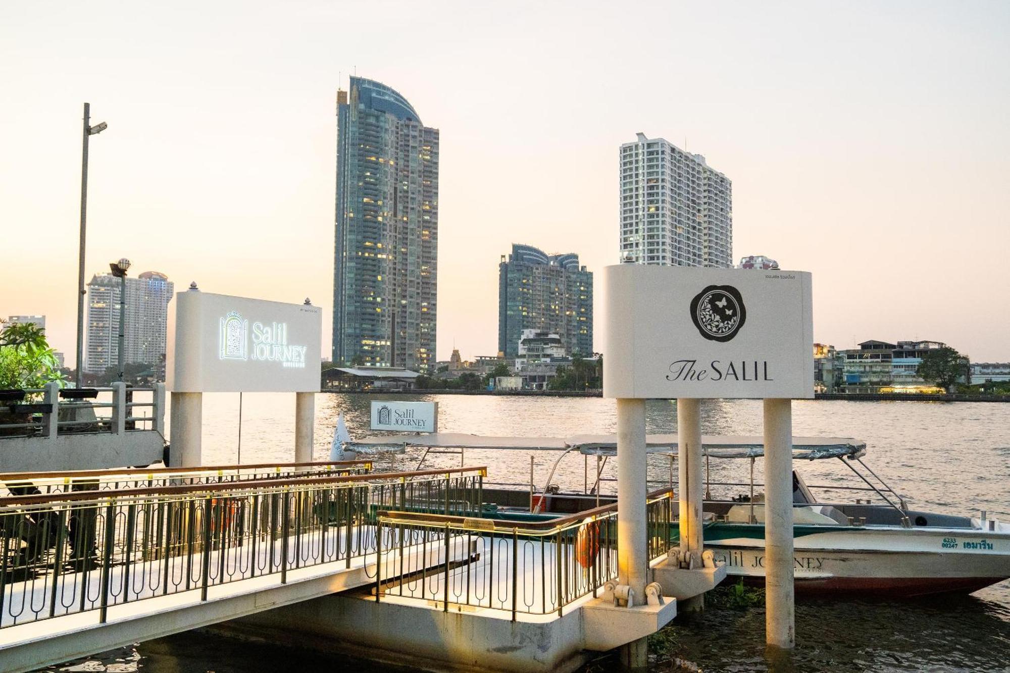The Salil Hotel Riverside Bangkok Kültér fotó The River Pier